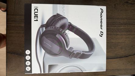 Pioneer DJ headphones