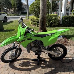 2022 KX85