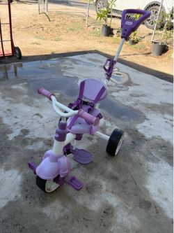 Kids tricycle