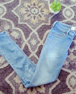 Womens size 1 hollister jeans