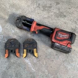 Milwaukee M18 Short Throw Pex Press Tool Kit Good Condition 