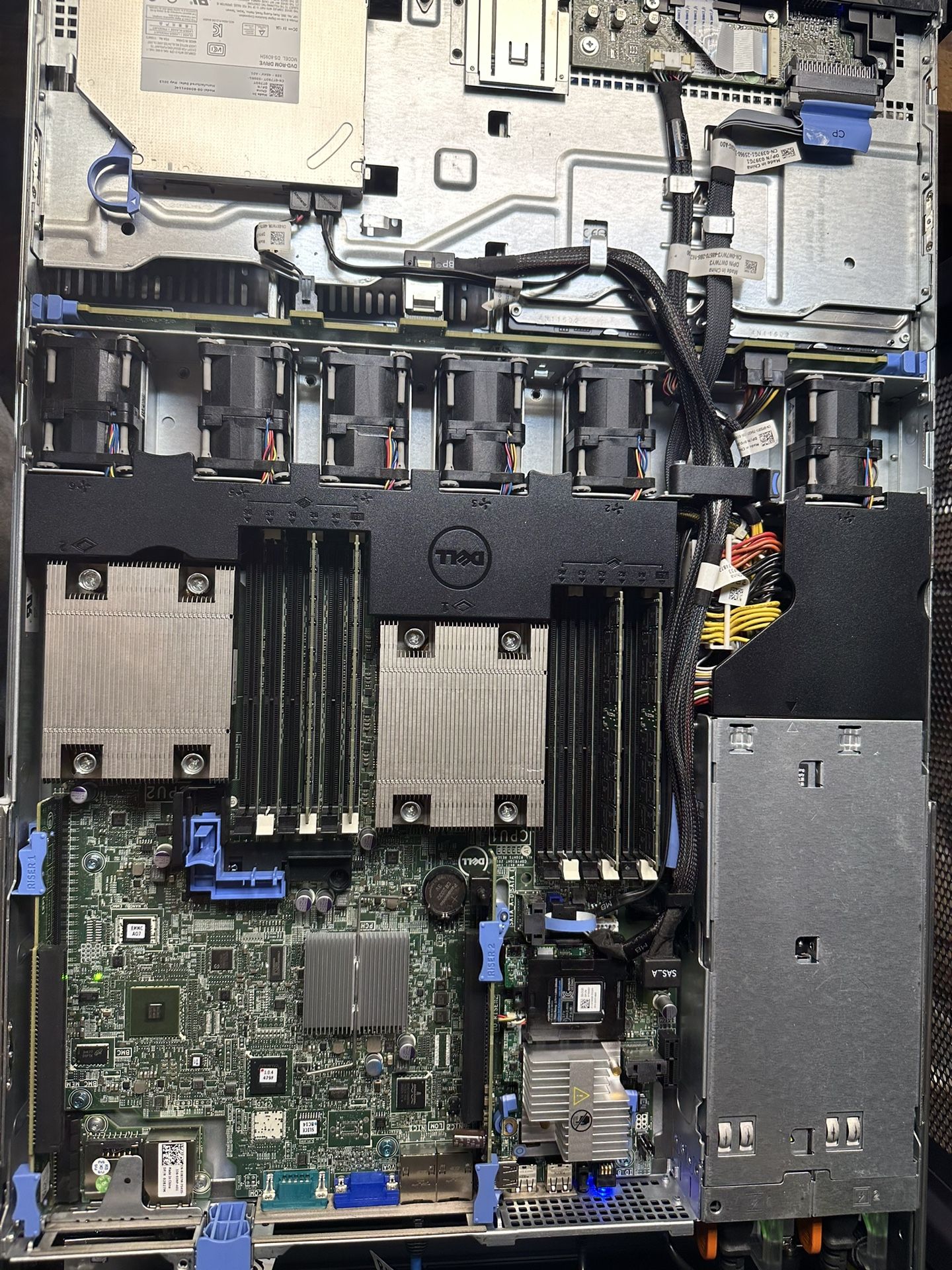 Dell K1200s Server