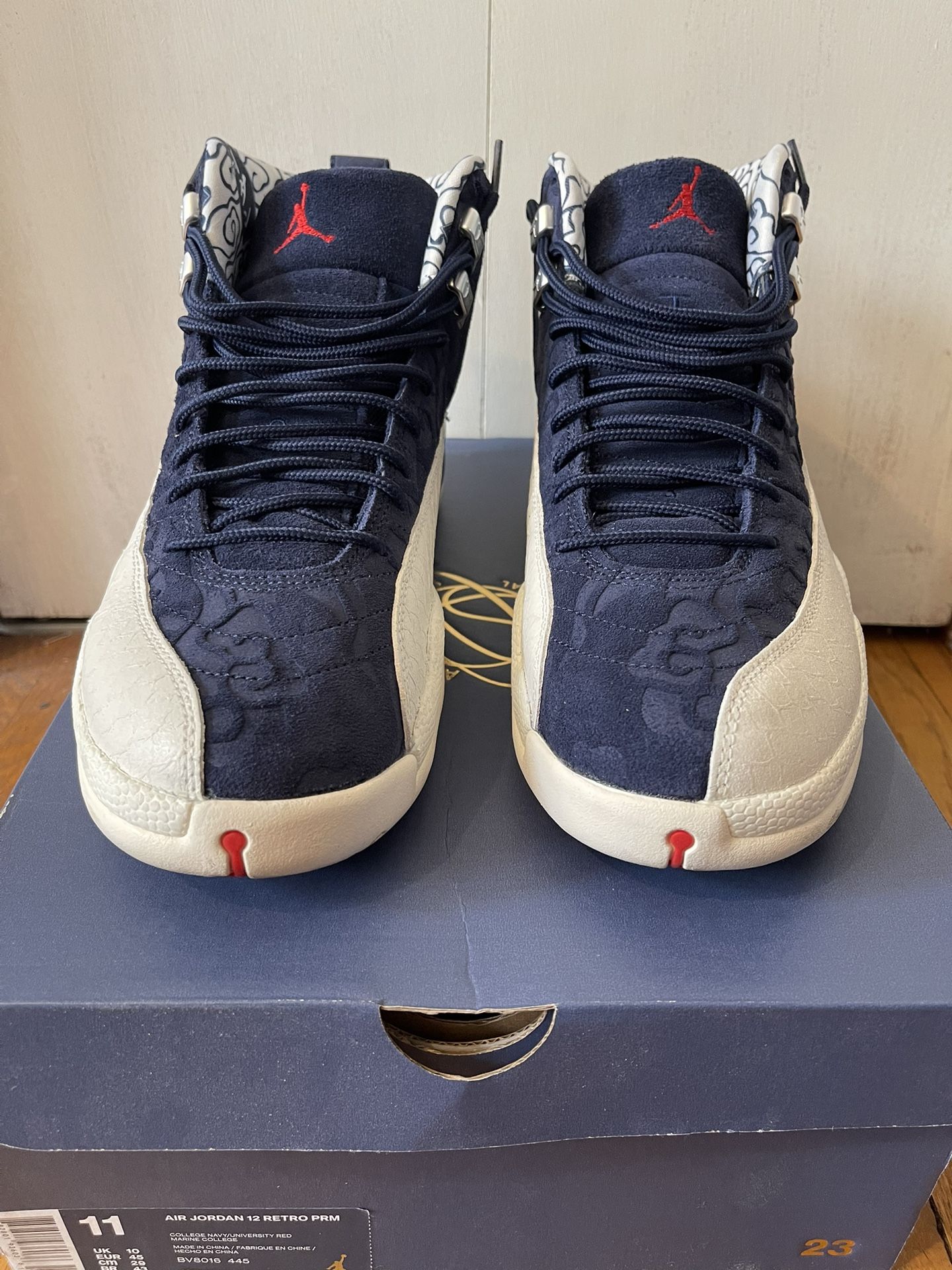 Jordan 12 Retro International Flight Size 11