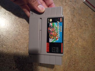 Super Mario kart very clean authentic $35 pick up in Glendale firm on the price