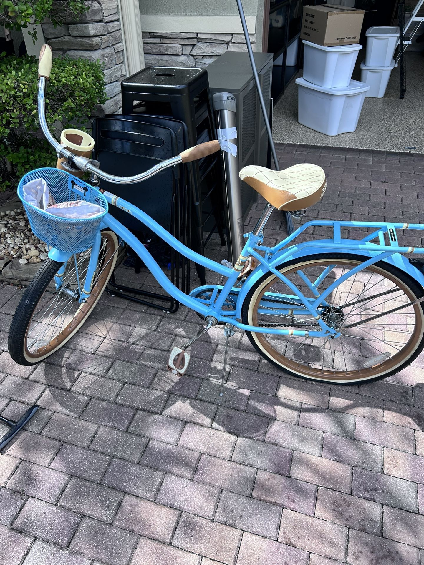 Blue Vintage-Style Cruiser Bike w/ Basket