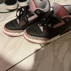 Jordans Black Cements 3 
