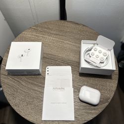 Apple AirPods Pros 