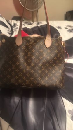 Louis Vuitton purse