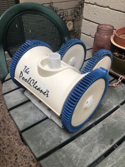 Pool cleaner Hayward 4 Wheeler