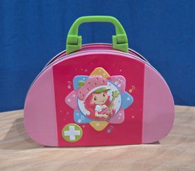 2013 Strawberry Shortcake First Aid Kit Tin Container 5.5"×3.5"