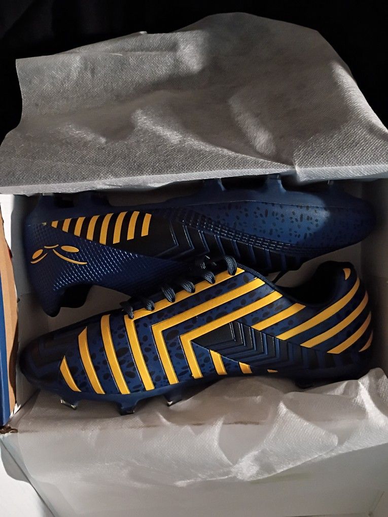 Cleats SIZE 10.5 Never Worn