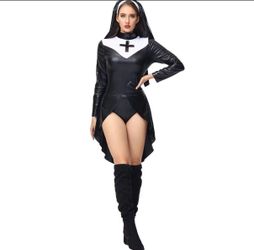 Nun halloween costume