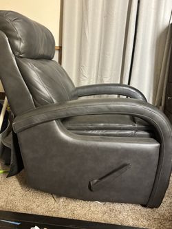 Premium Barcalounger Leather Recliner - Swivel & Glider (Perfect Condition)