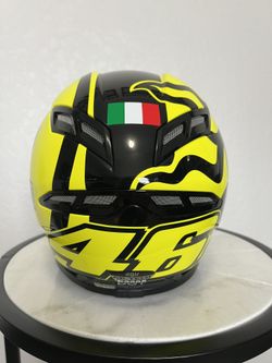Agv Gp Tech - Valentino Rossi Winter Test 2010 Helmet for Sale in Arcola, TX - OfferUp Agv Gp Tech - Valentino Rossi Winter Test 2010 Helmet for Sale in Arcola, TX - OfferUp
