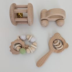 Natural Wooden Baby Toy Rattles Set, 4-Pieces