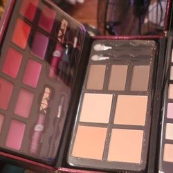 Make Up Suit Case