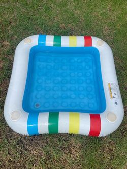 inflatable kids pool / bathtub