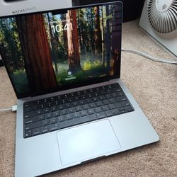 Macbook Pro M1 Pro 14"