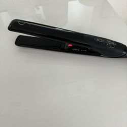 Sutra Bombshell Straightener