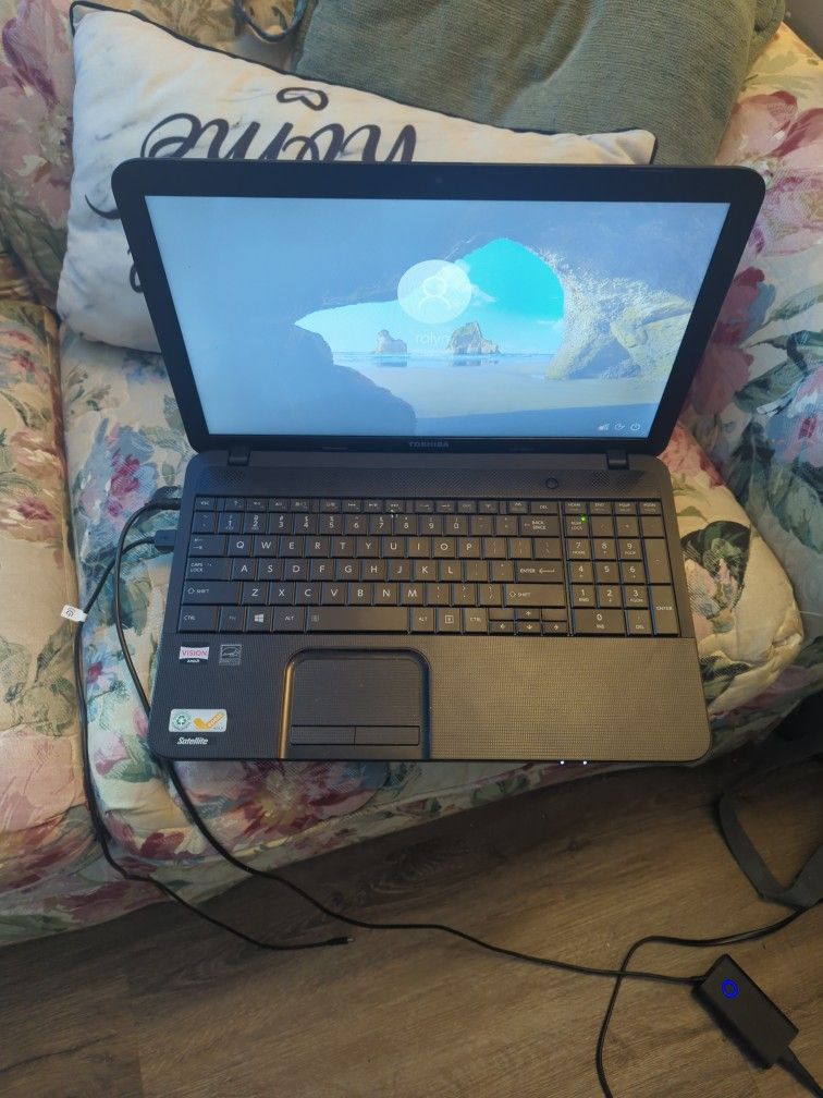 Toshiba Satellite Laptop