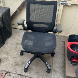 Silla De Escritorio$10