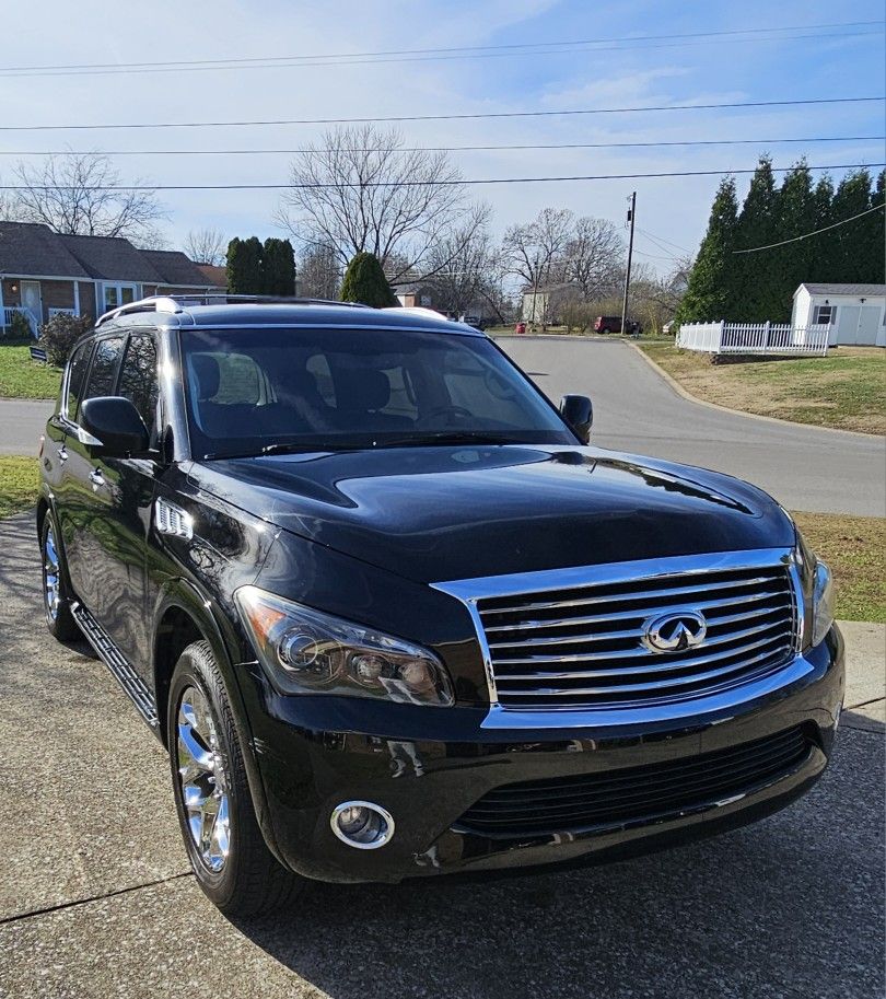 2012 Infiniti Qx56