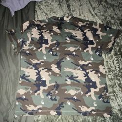 Off White Camp Aop Tee Sz XS Fits Like A Medium