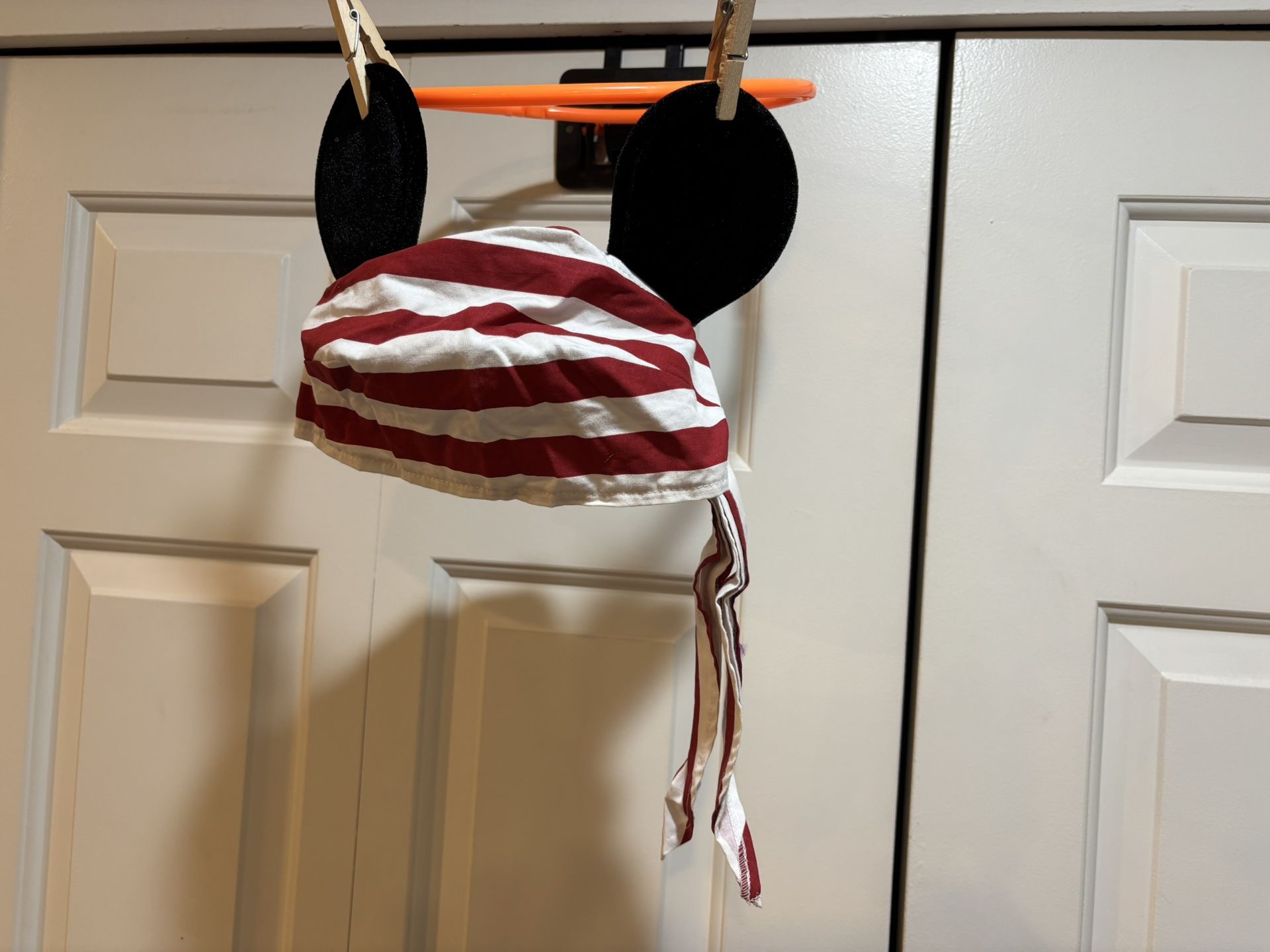 Halloween Costumes/Accessories -Free