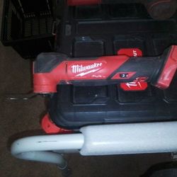 Energy Milwaukee Fuel Multi-tool Tool Only No Battery $80 Used