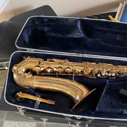 Conn Star Tenor Saxophone With Case And Mouthpiece 