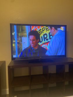 50 inch LG TV works great 👍