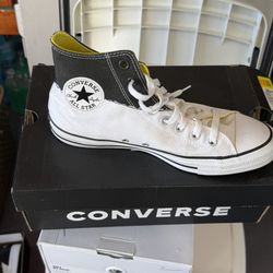 Converse black-and-white