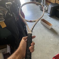 Volki tennis racket
