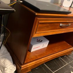 Dresser In Clean Condition 