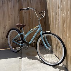 26 Inch Nirve Woman’s 3 Speed Beach Cruiser Ready To Go 200 Dollars or Best Offer Pick Up Only Open To Trades