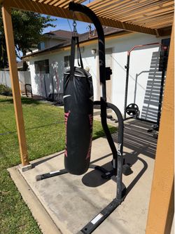 Boxing Stand