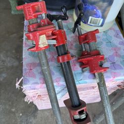 pipe clamps
