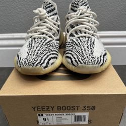Yeezy 350 Zebras
