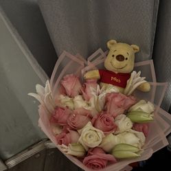 Ramo De Rosas Natural Con Lirios 