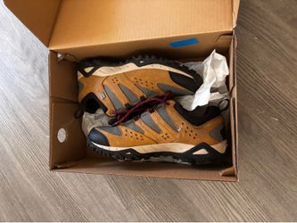 Columbia Waterproof Hiking Shoes Men’s Size 8.5