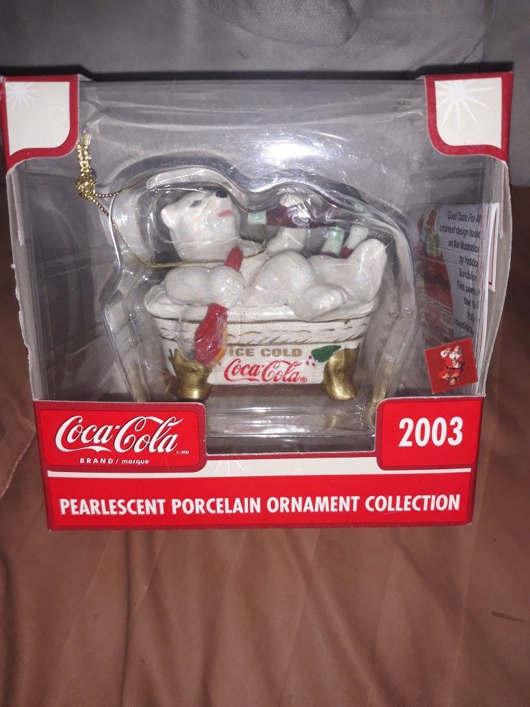 Coca-Cola 2003 Collectible Pearlescent Ornaments 