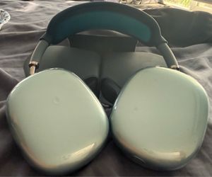 AirPods Max