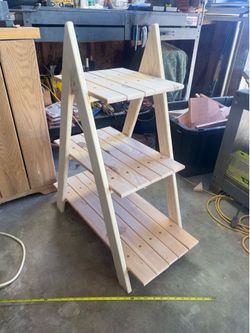 Wooden ladder for decorations