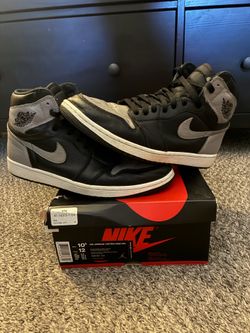 Air Jordan 1 Shadow