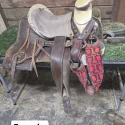 Saddle 