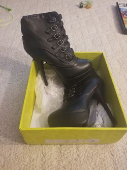 Black Women's Heel Boots
