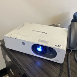 Panasonic 3500 Lumens HDMI Video Projector