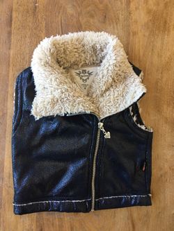 T2 Love black and brown vest-size 4