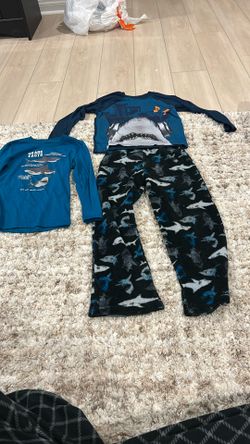 Boys Clothes (Age 7-10 years) Sharks PJ Set