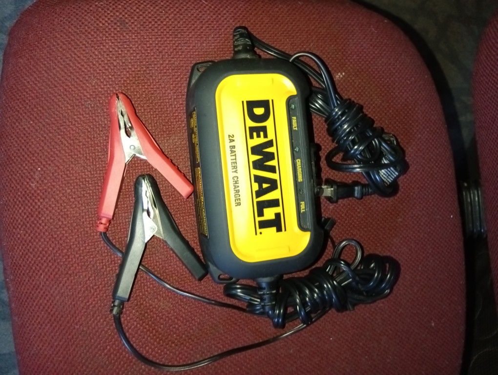 DeWalt Battery Charger 